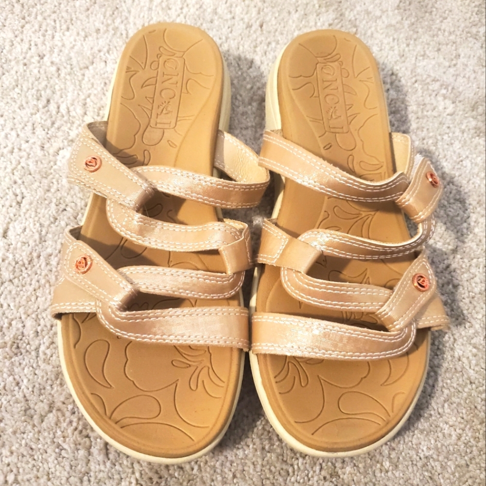 Sandals🍒